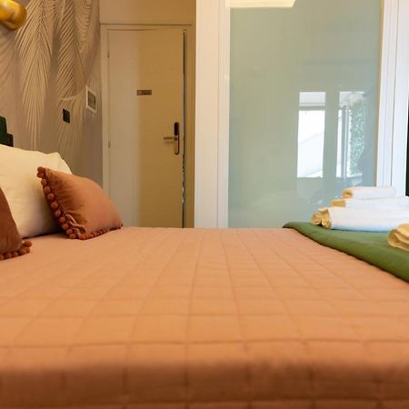 科森扎 5 Sensi - Vasca Idromassaggio, Terrazzo, Fibra Ultraveloce, Parcheggio Coperto Su Richiesta酒店 外观 照片